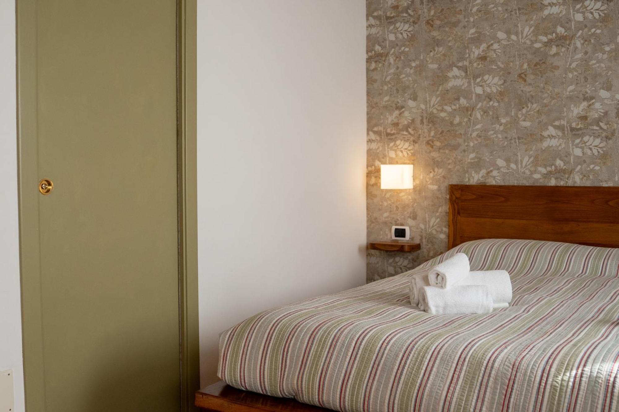 Calice al Cornoviglio Agriturismo I Due Ghiri - Cinque Terre מראה חיצוני תמונה