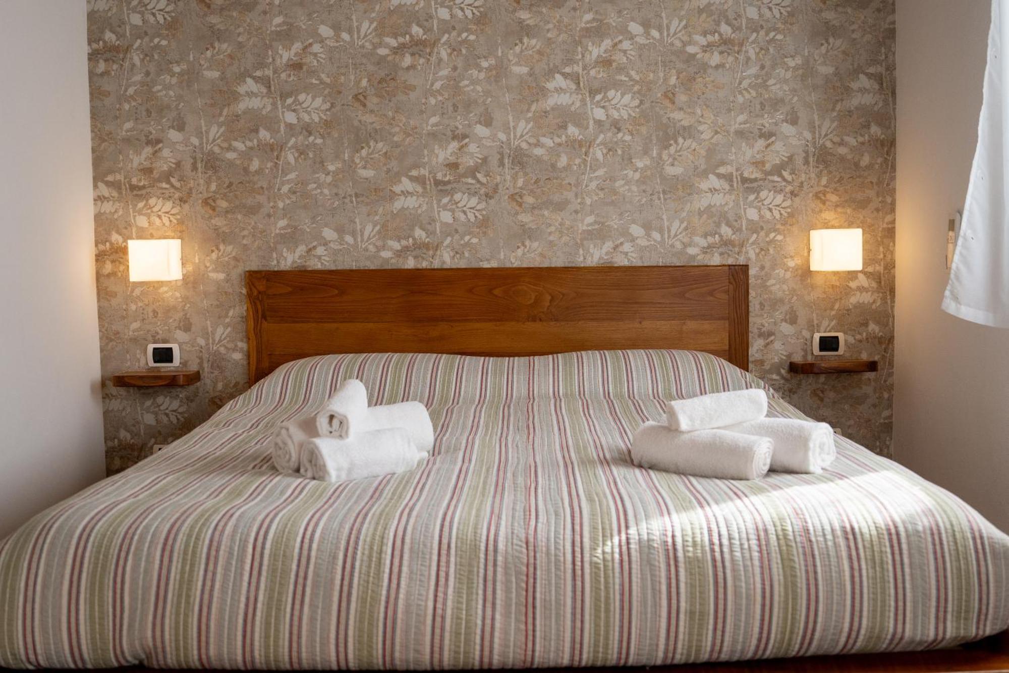 Calice al Cornoviglio Agriturismo I Due Ghiri - Cinque Terre מראה חיצוני תמונה